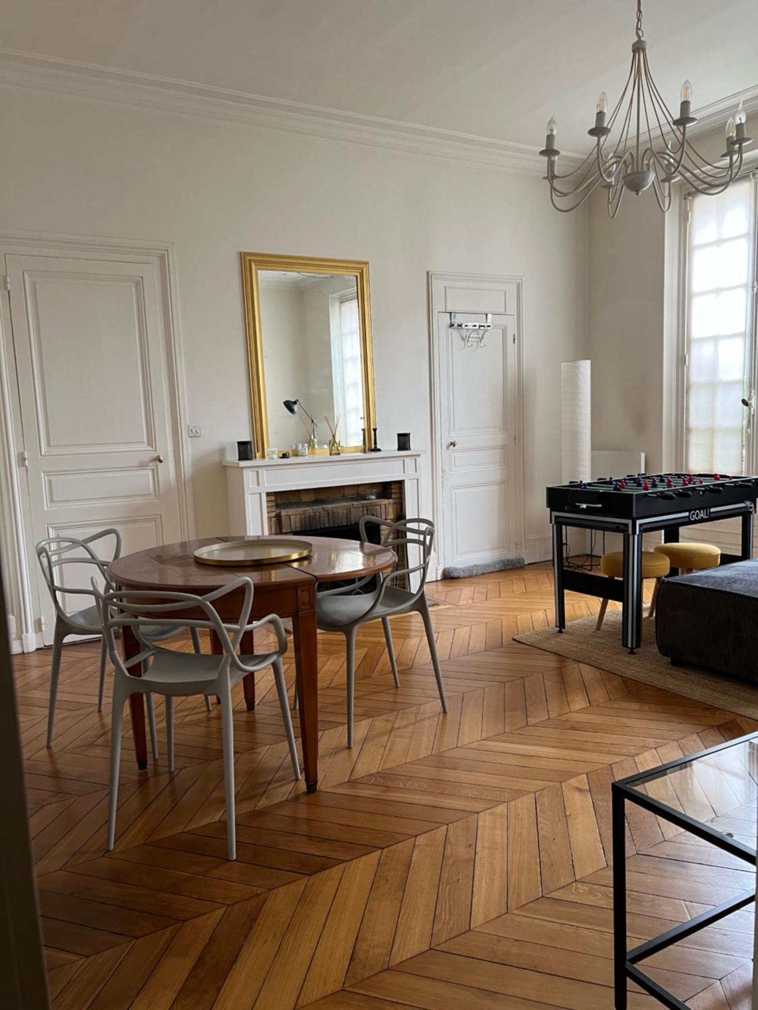 Grand Studio Lumineux En Plein Coeur De Versailles Bagian luar foto